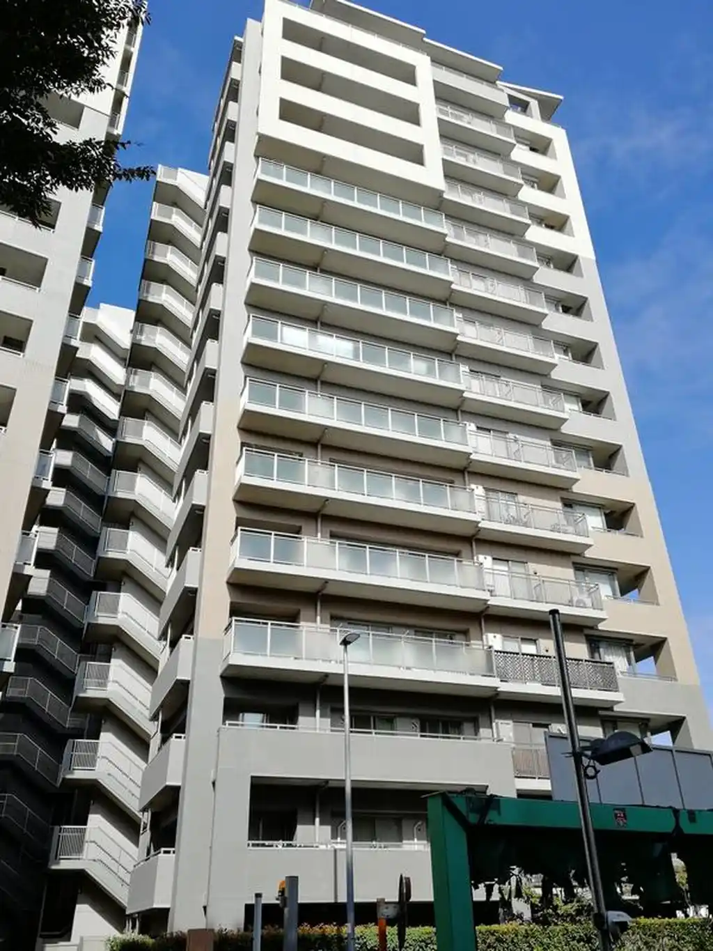 WILLS SQUAREスカイフロントタワー 外観