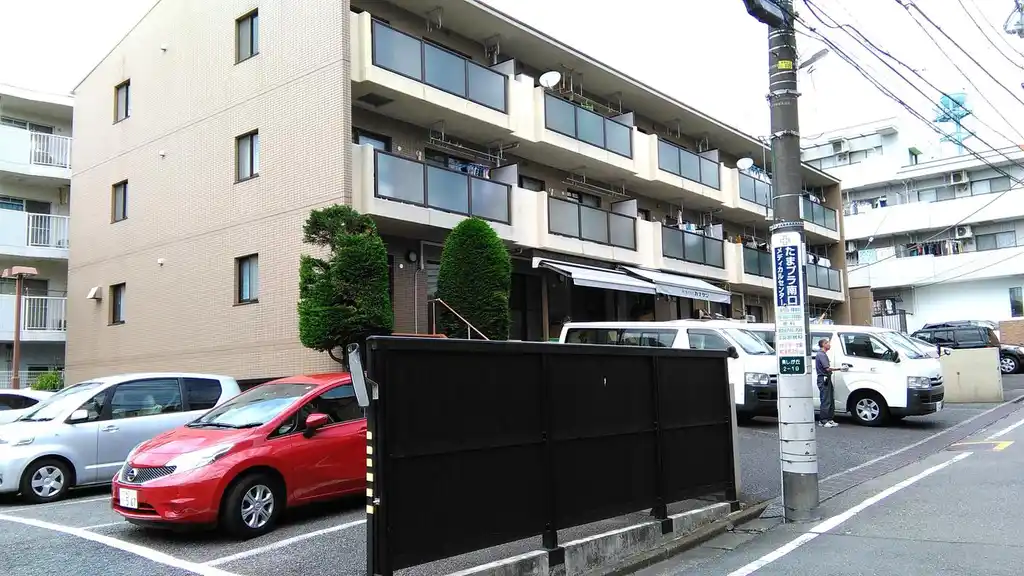 ラ・レコルテ 外観