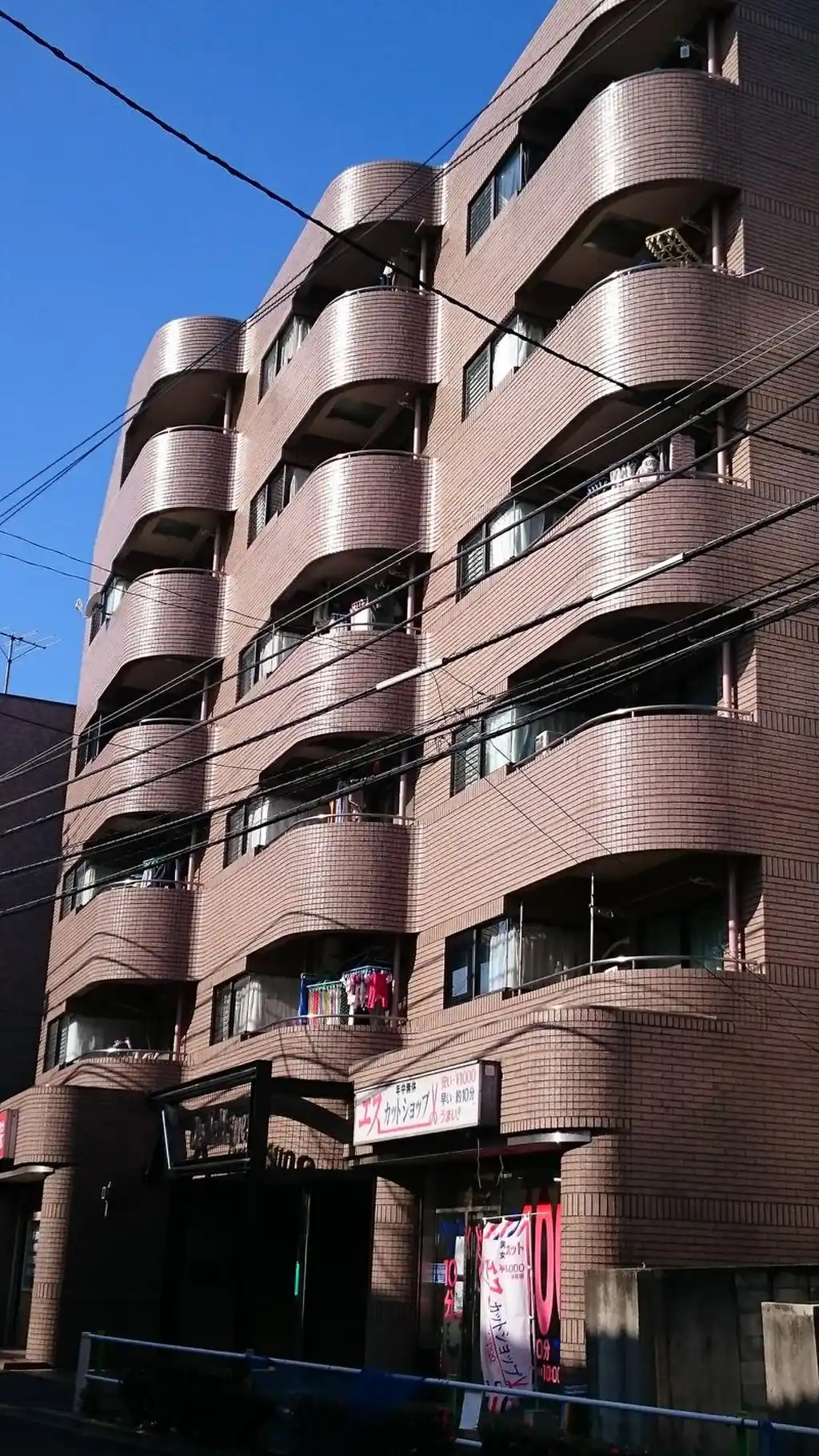 キャッスル蓮根 外観