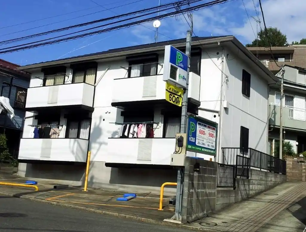 サンブライト大倉山 外観