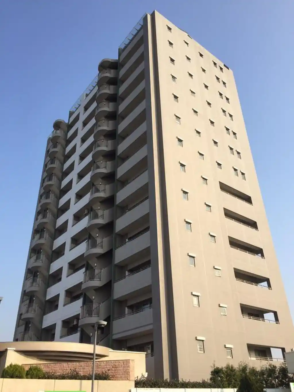 D’クラディア平和台 外観