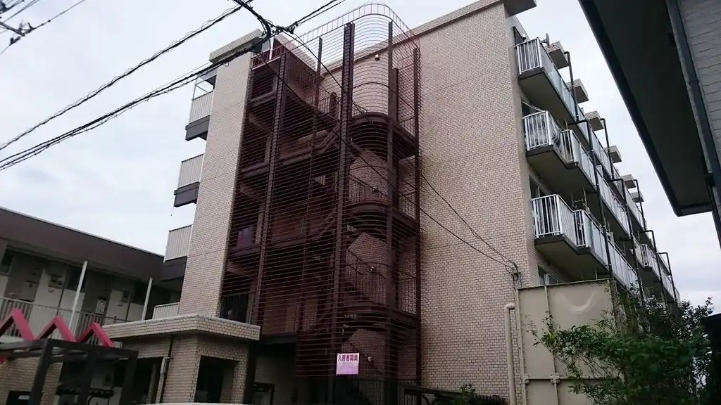 コスモ浦和中島 外観