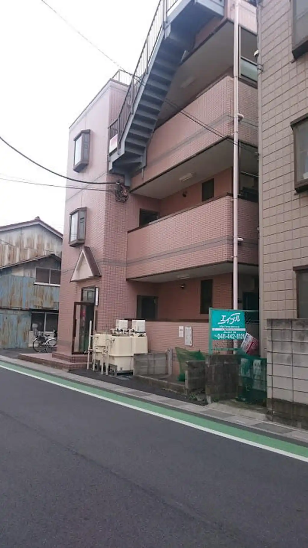 サンハイツミズサワ 外観