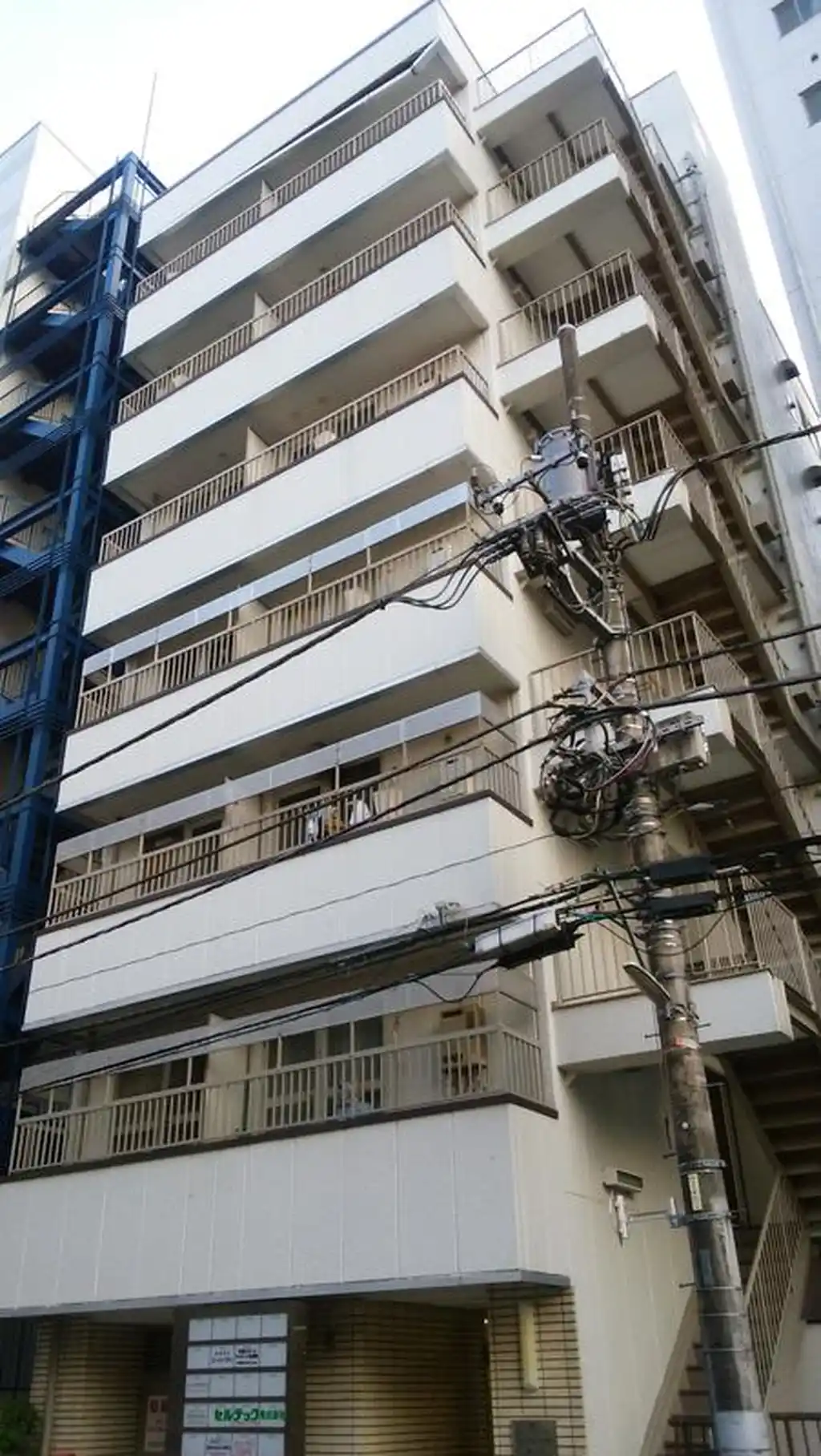 ロイヤルプラザ府中 外観