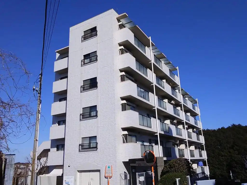 ライオンズヒルズ南万騎が原 外観