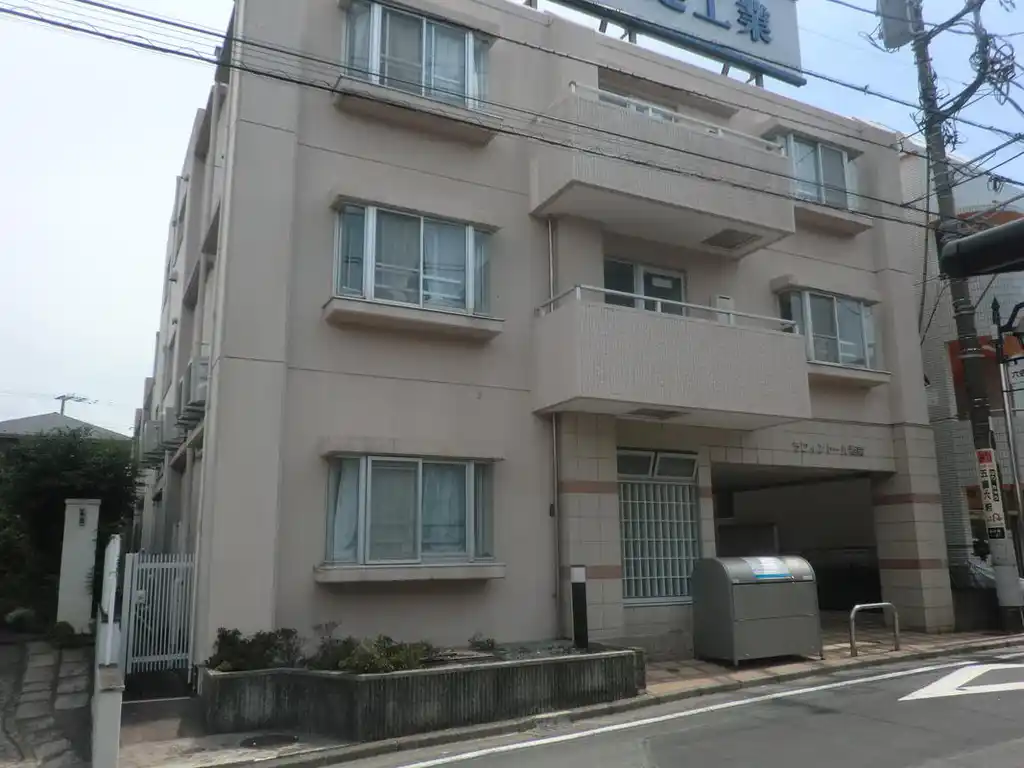 ラフィントール湘南 外観