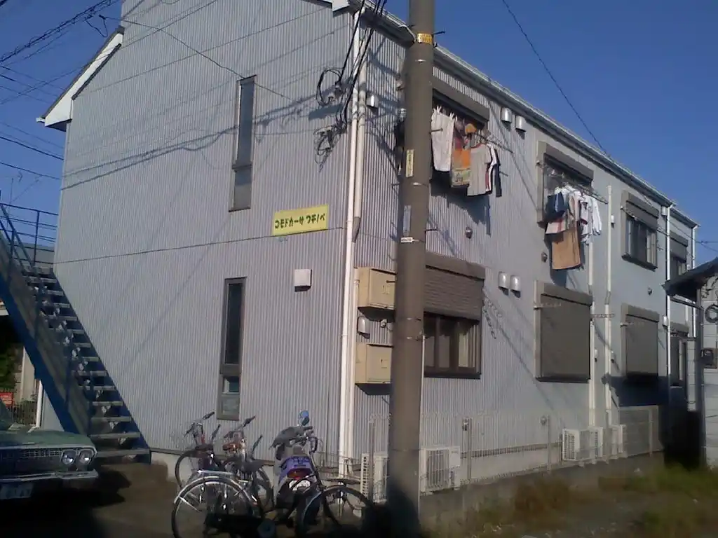 コモドカーサフチノベ 外観