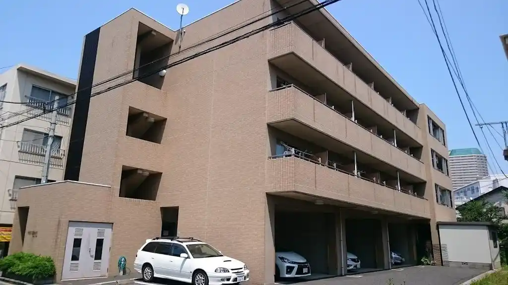 プレム川口 外観