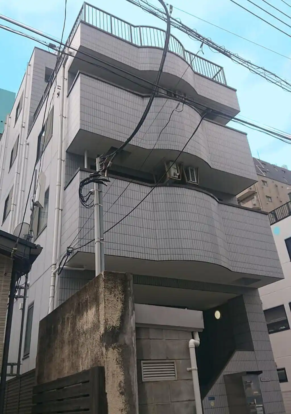 USビル 外観
