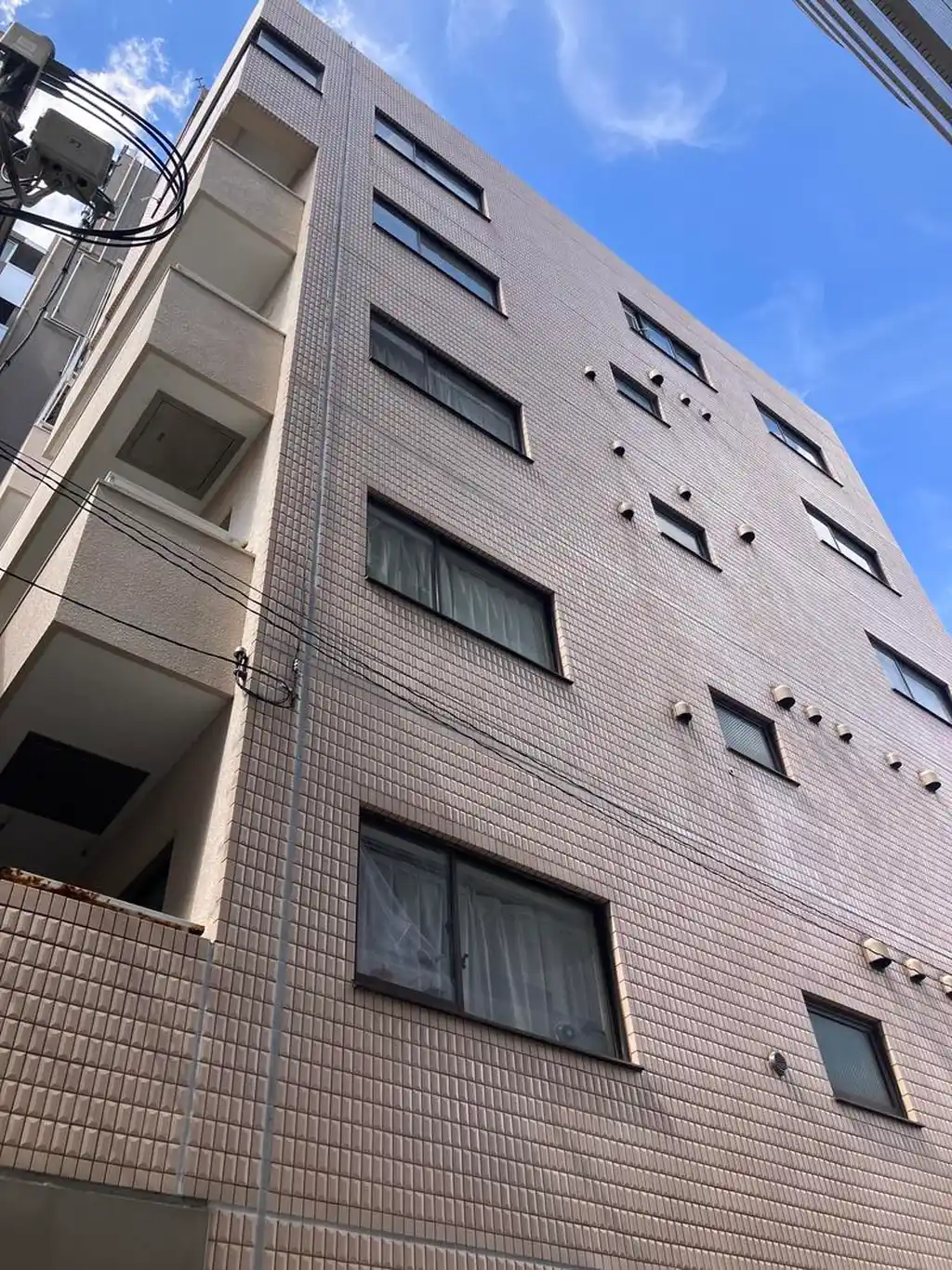 エスペランザ新宿 外観