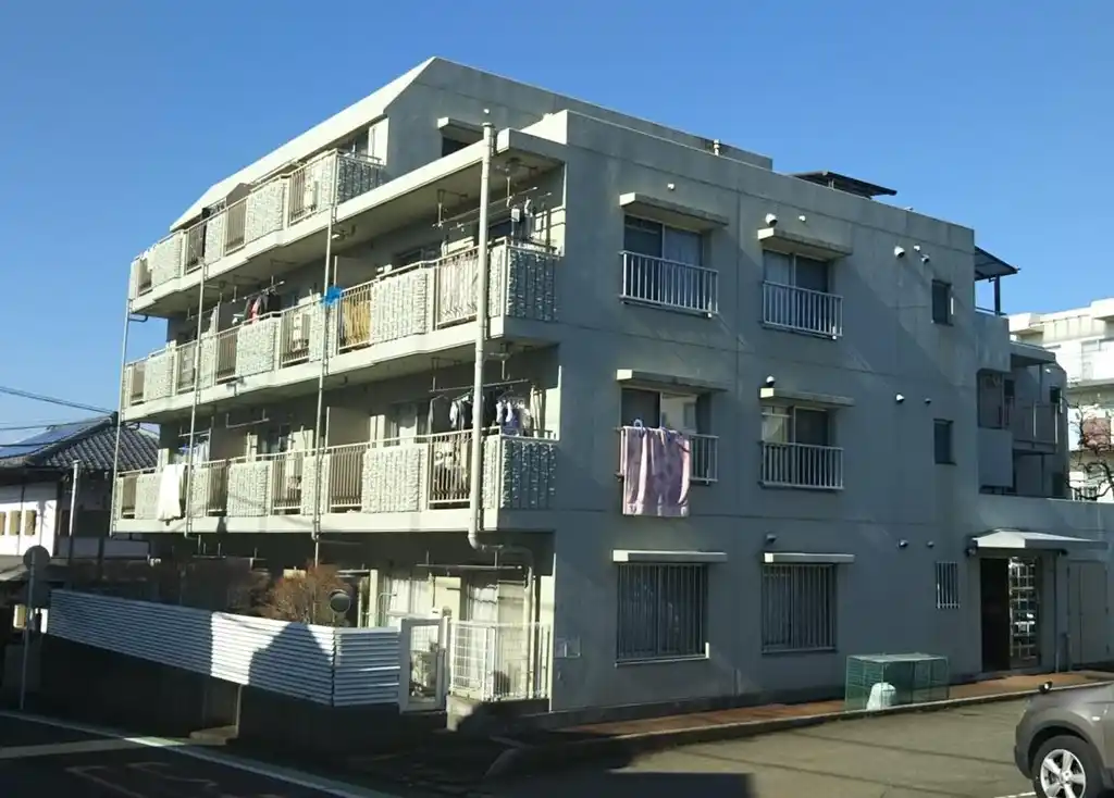 バッハスホフ市ケ尾 外観