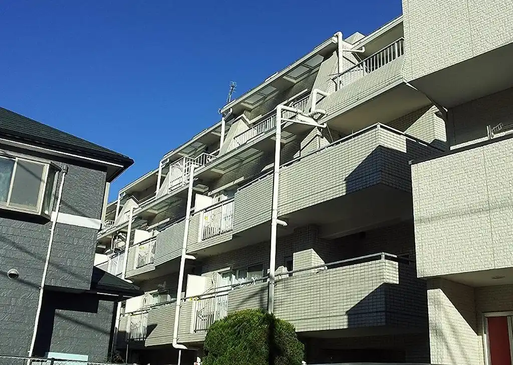 クリオ鴨居弐番館 外観