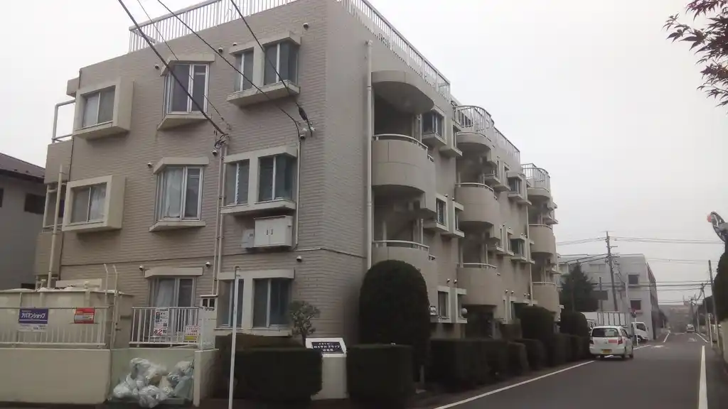 ロイヤルフラッツ相模原 外観