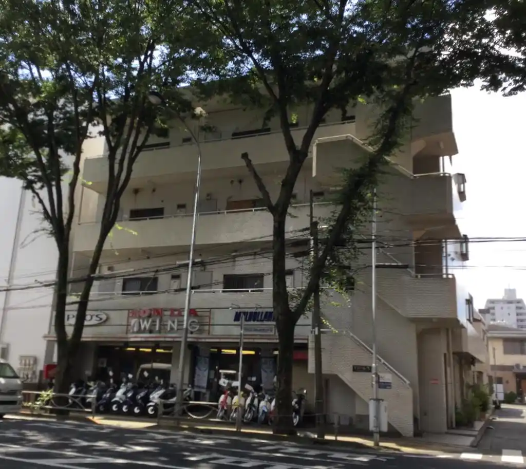 ワイエムパレス 外観