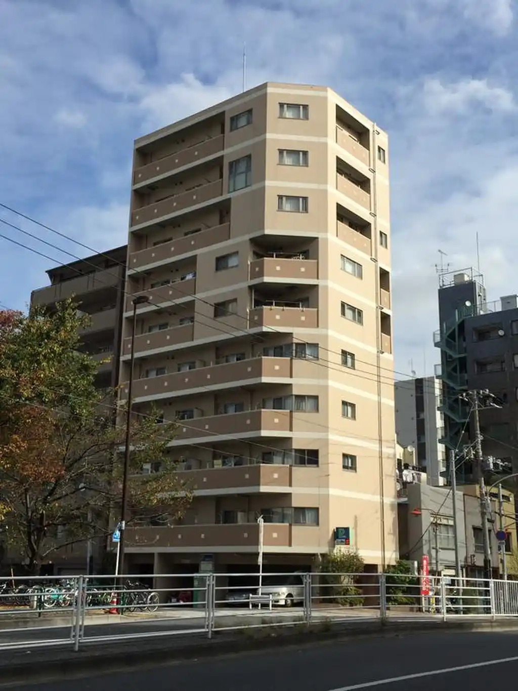 ソレアード菊川 外観