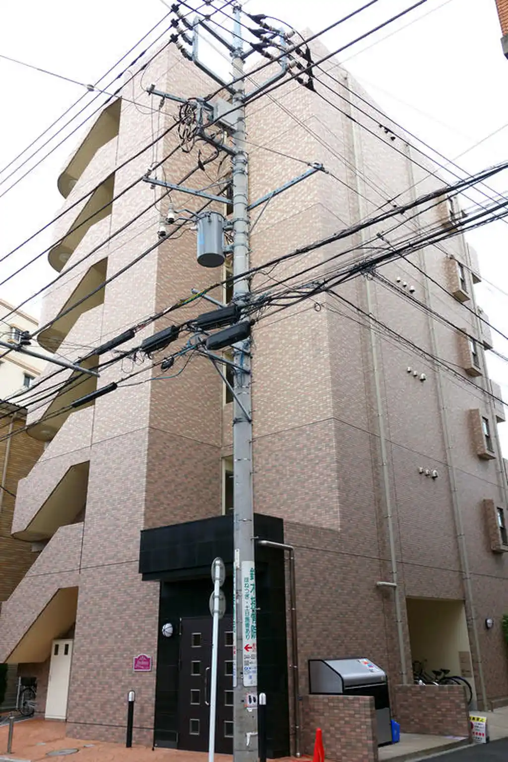 アルシーヴ 外観