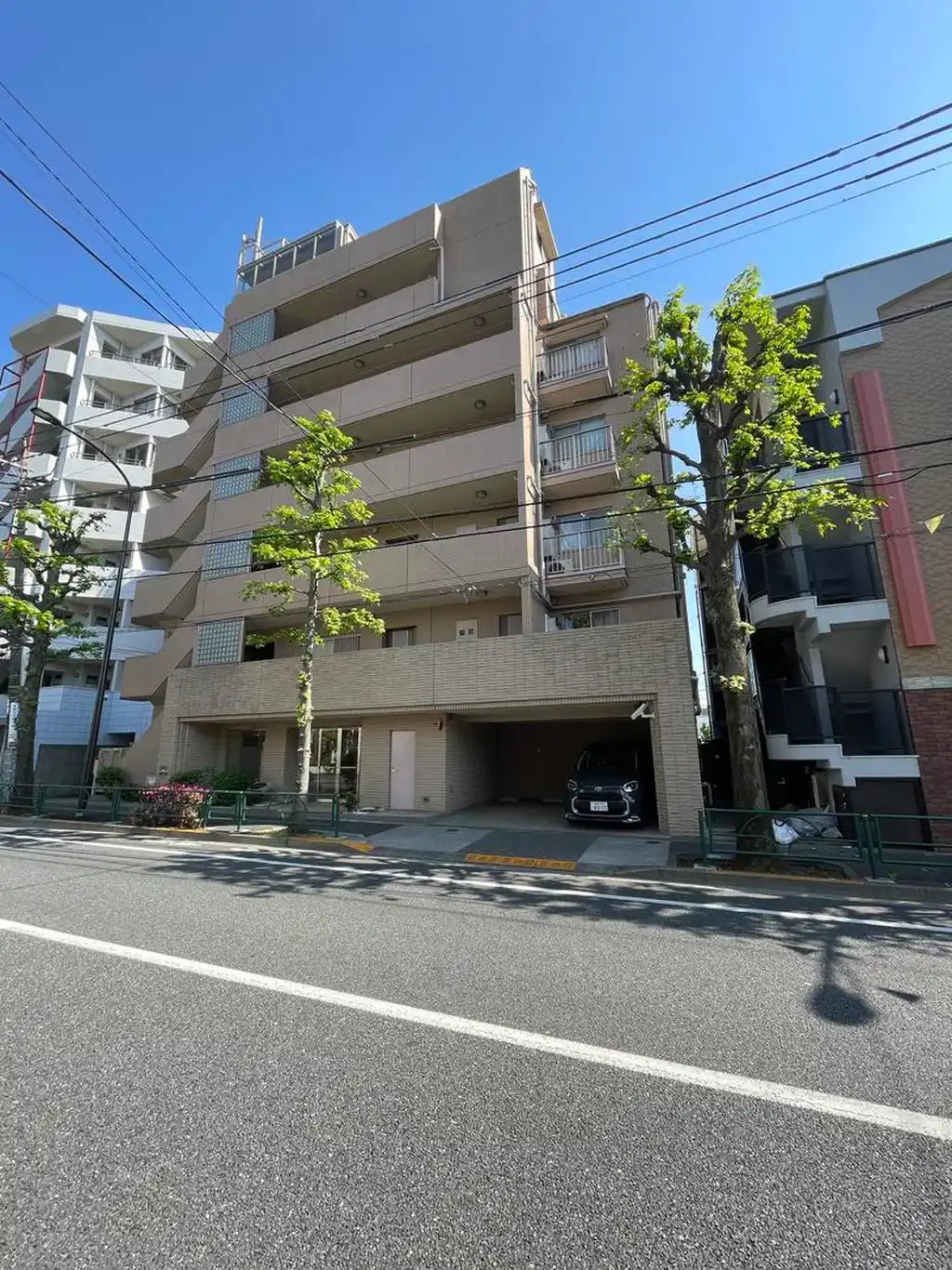リラーシュコート鷺宮 外観