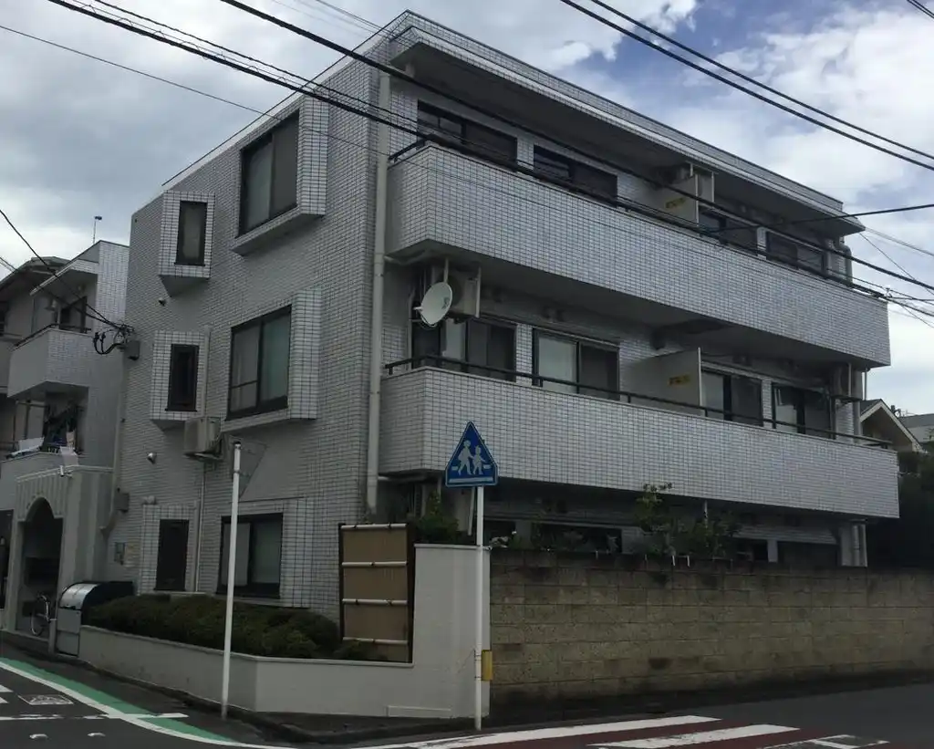 ジーナス南林間ウエスト 外観