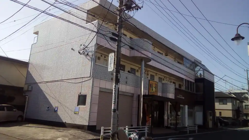 トークデネブ 外観