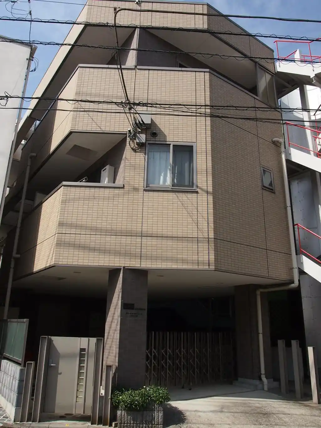 ライフ横浜 外観