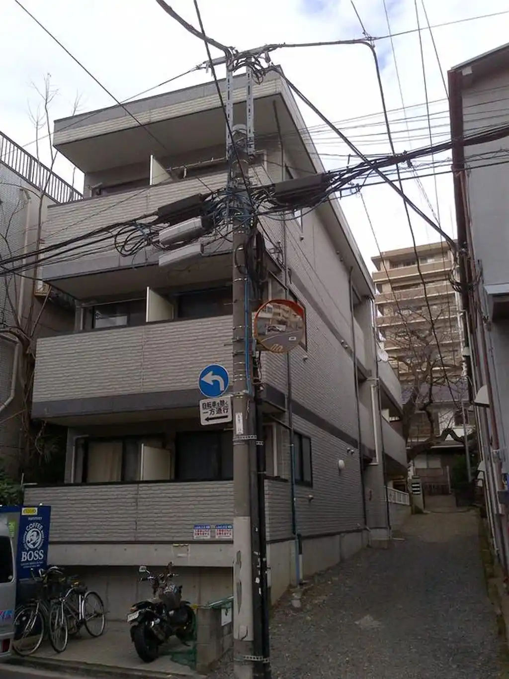 レオパレスホワイトヒルズ 外観
