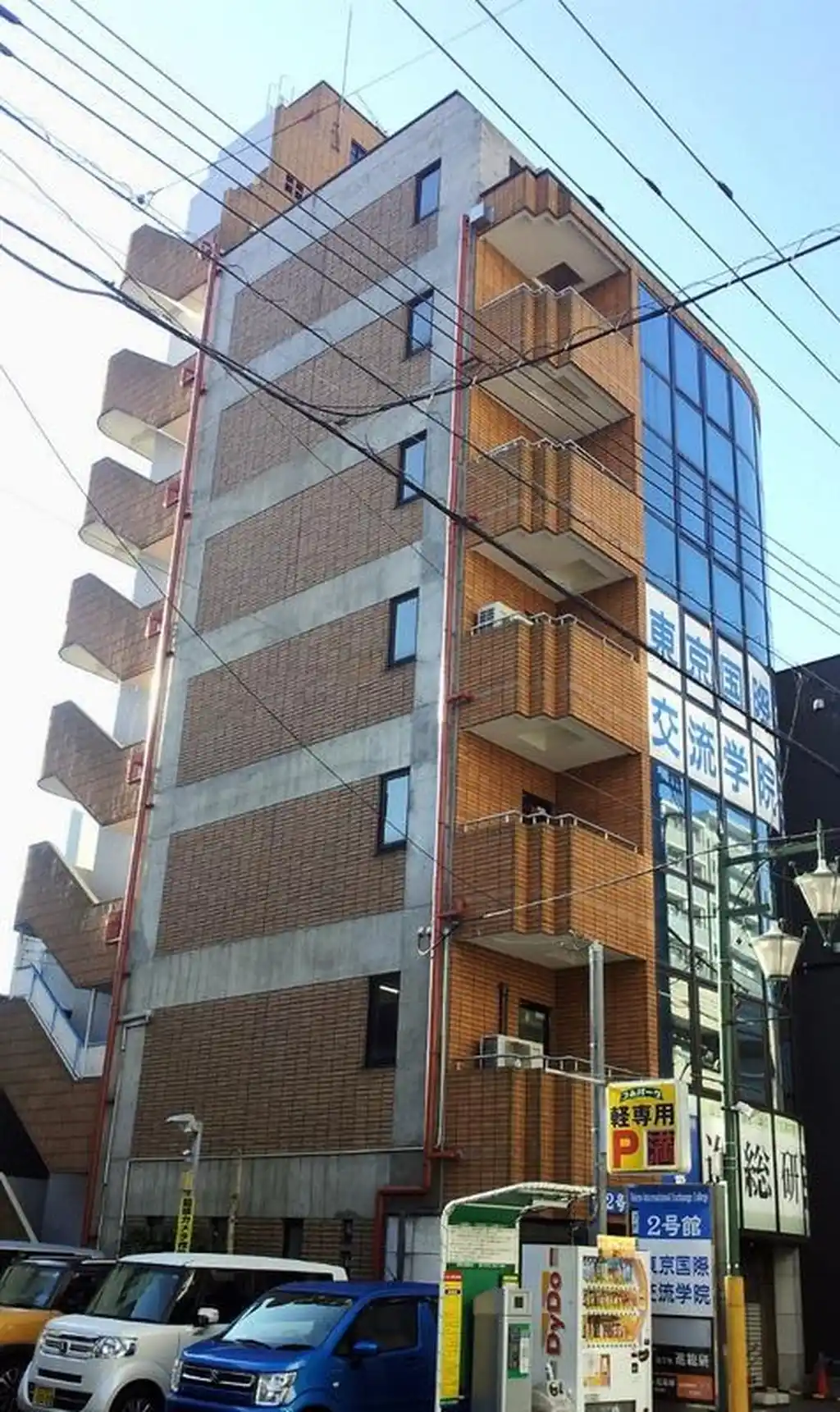 西八ビル 外観