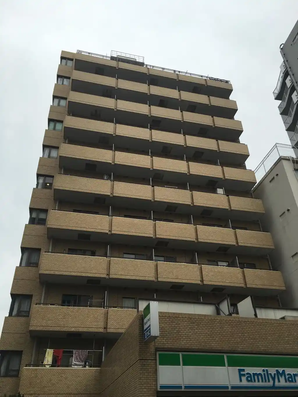 マートルコート三田 外観