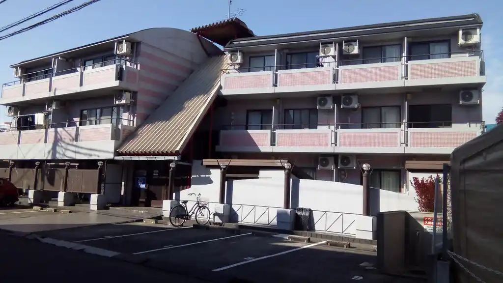 シャトーオリエント 外観