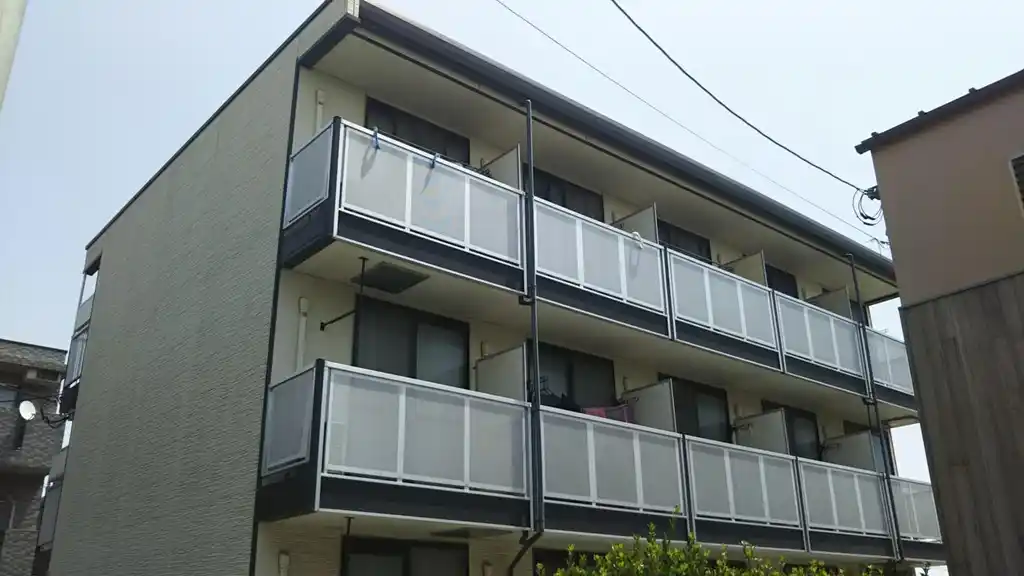 レオパレスウブスナ 外観