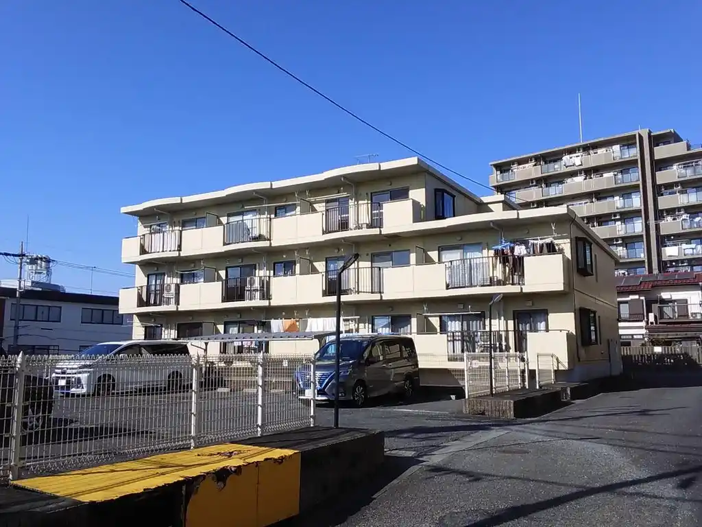 草柳グリーンハイツ 外観