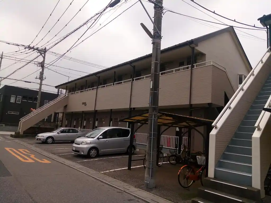 リルパイン越谷A棟 外観
