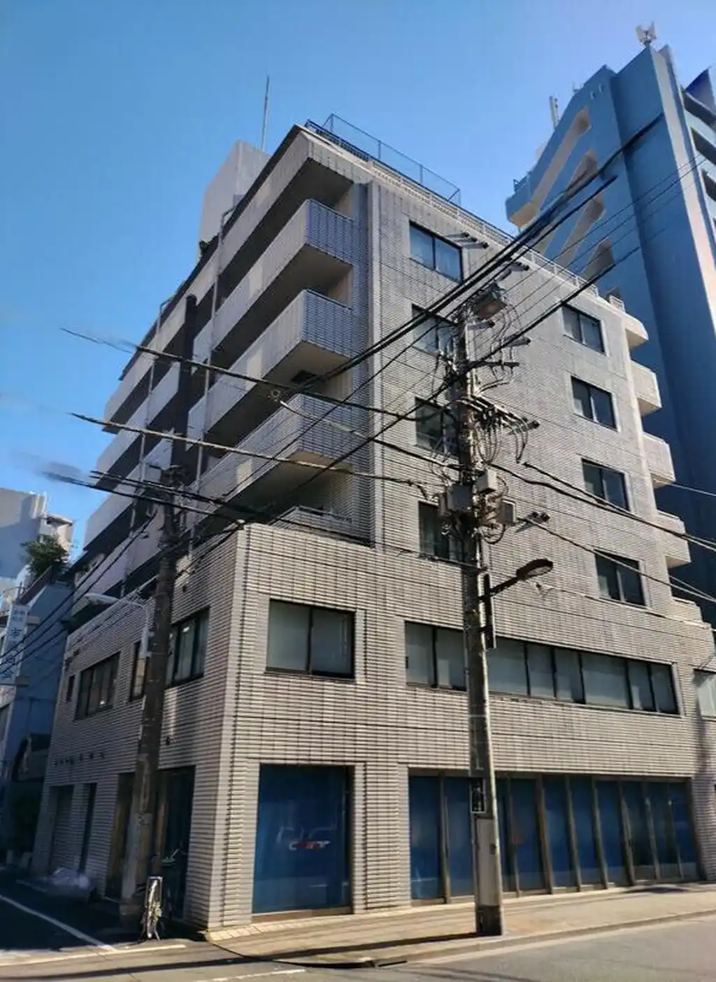 陽輪台みかみビル 外観