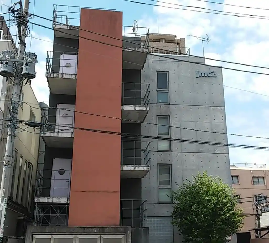 トムスタウン 外観