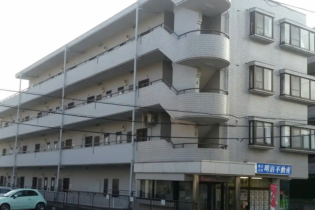 クレインペトロ梶ヶ谷 外観