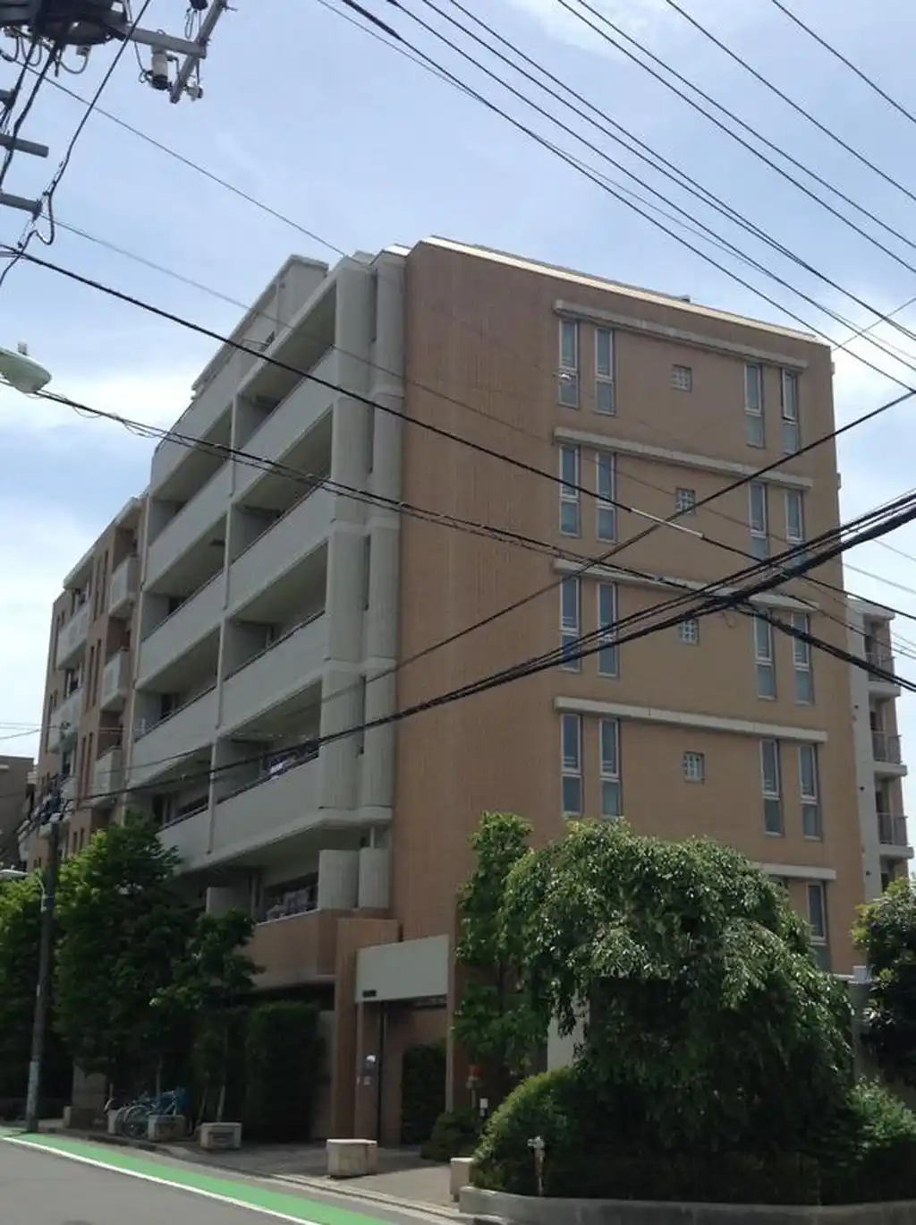 プラウド浦和岸町ガーデニア 外観