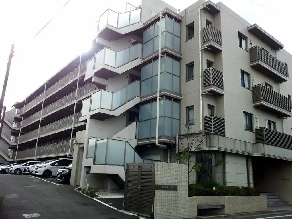 グレーシア横浜小机 外観