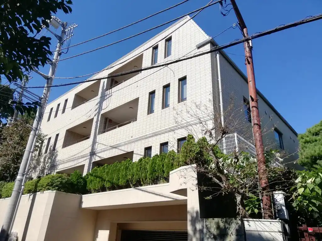 ペアシティ代々木西原アデニウム 外観