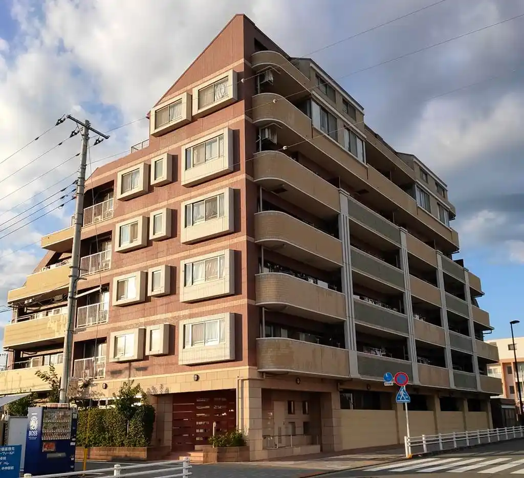 アンビシャスプラザ中神 外観
