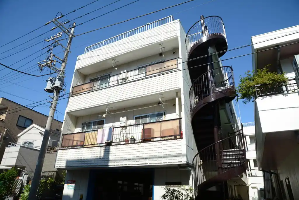 プラザINティエス 外観
