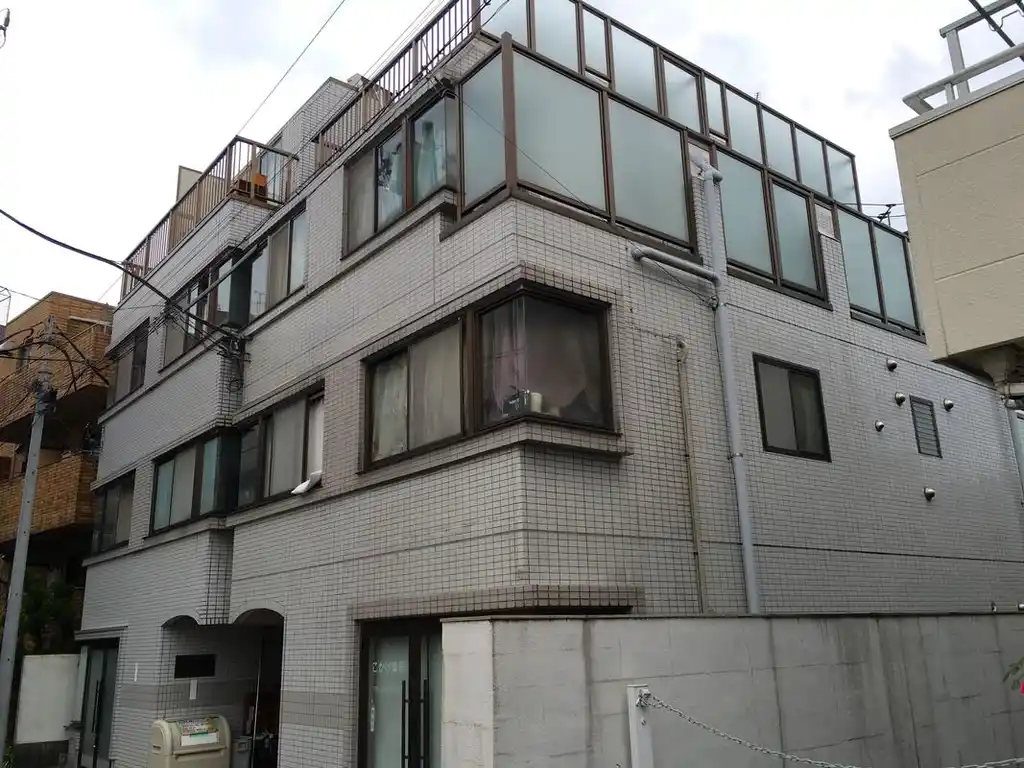 シャンポール三軒茶屋 外観