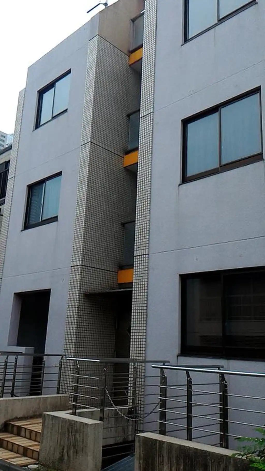 プルミエ西新宿 外観