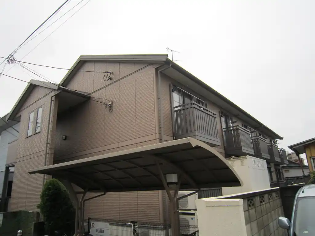 レフィナード 外観