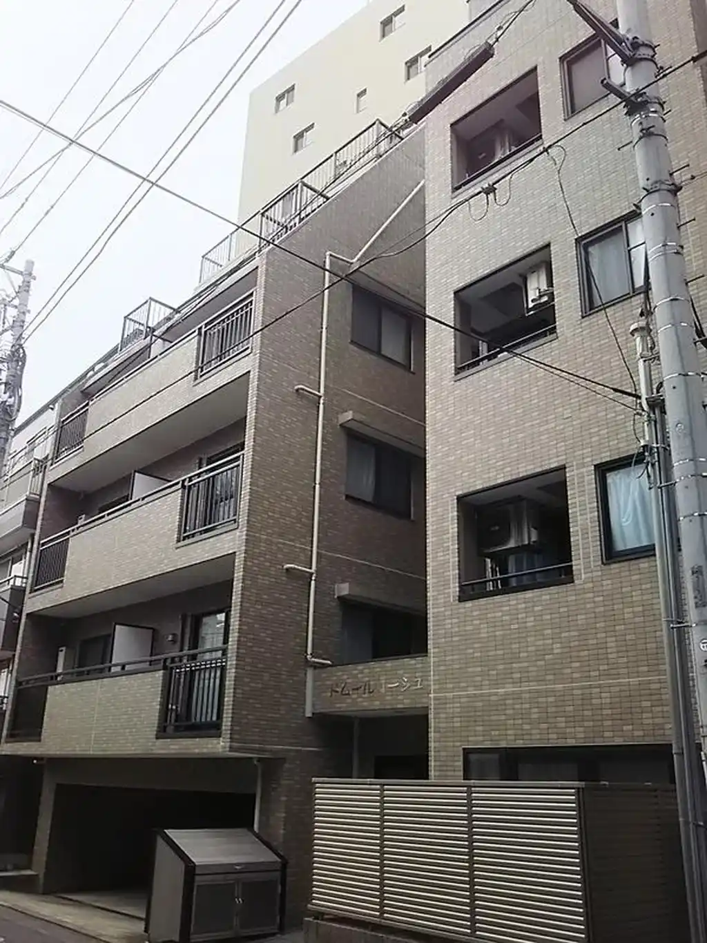 ドムールリーシュ 外観