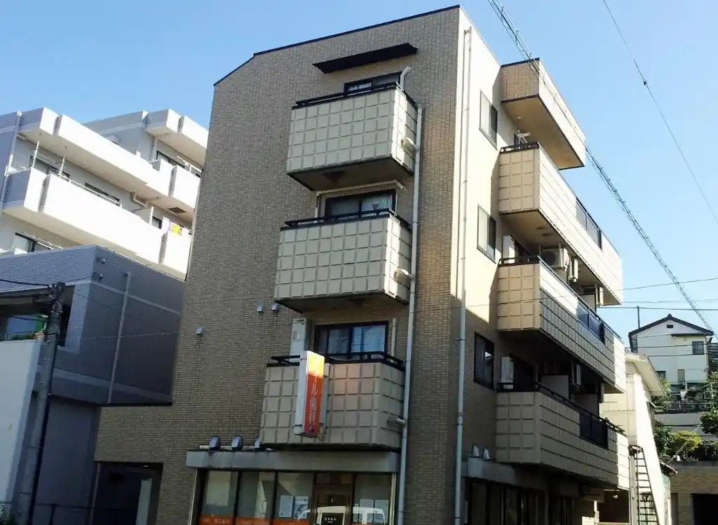 コラールEB-1 外観