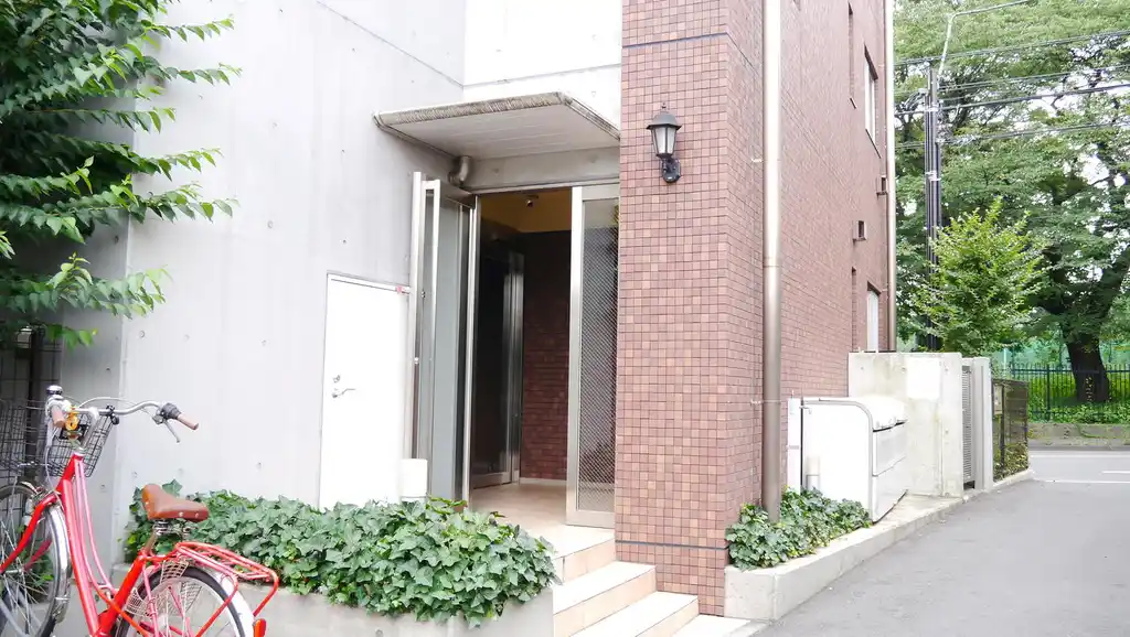 HAMPSTEAD HOUSE 外観