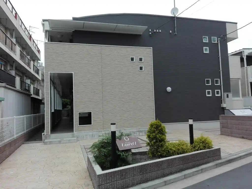 ローレルI 外観