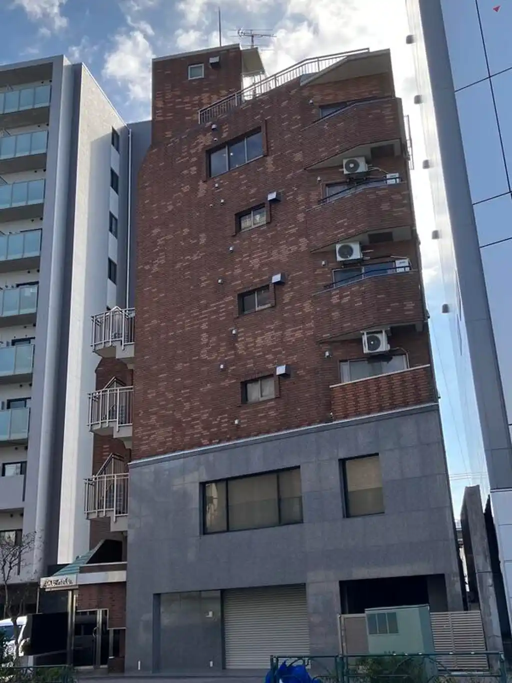 コヅカビル 外観