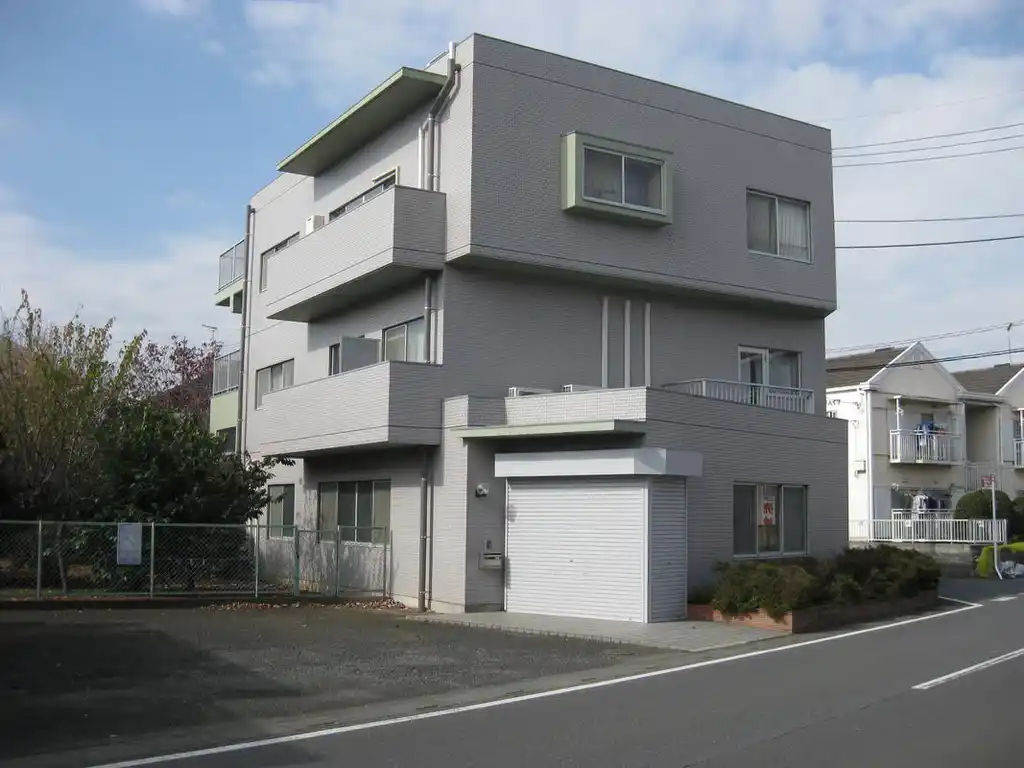 フレンドハウス 外観