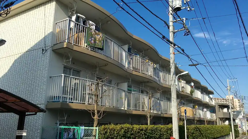 ヒルズ柿の木坂 外観