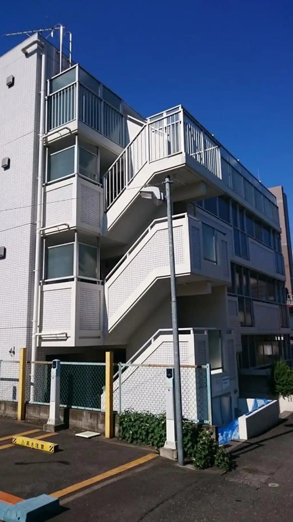 VILLA CITY浦和岸町 外観